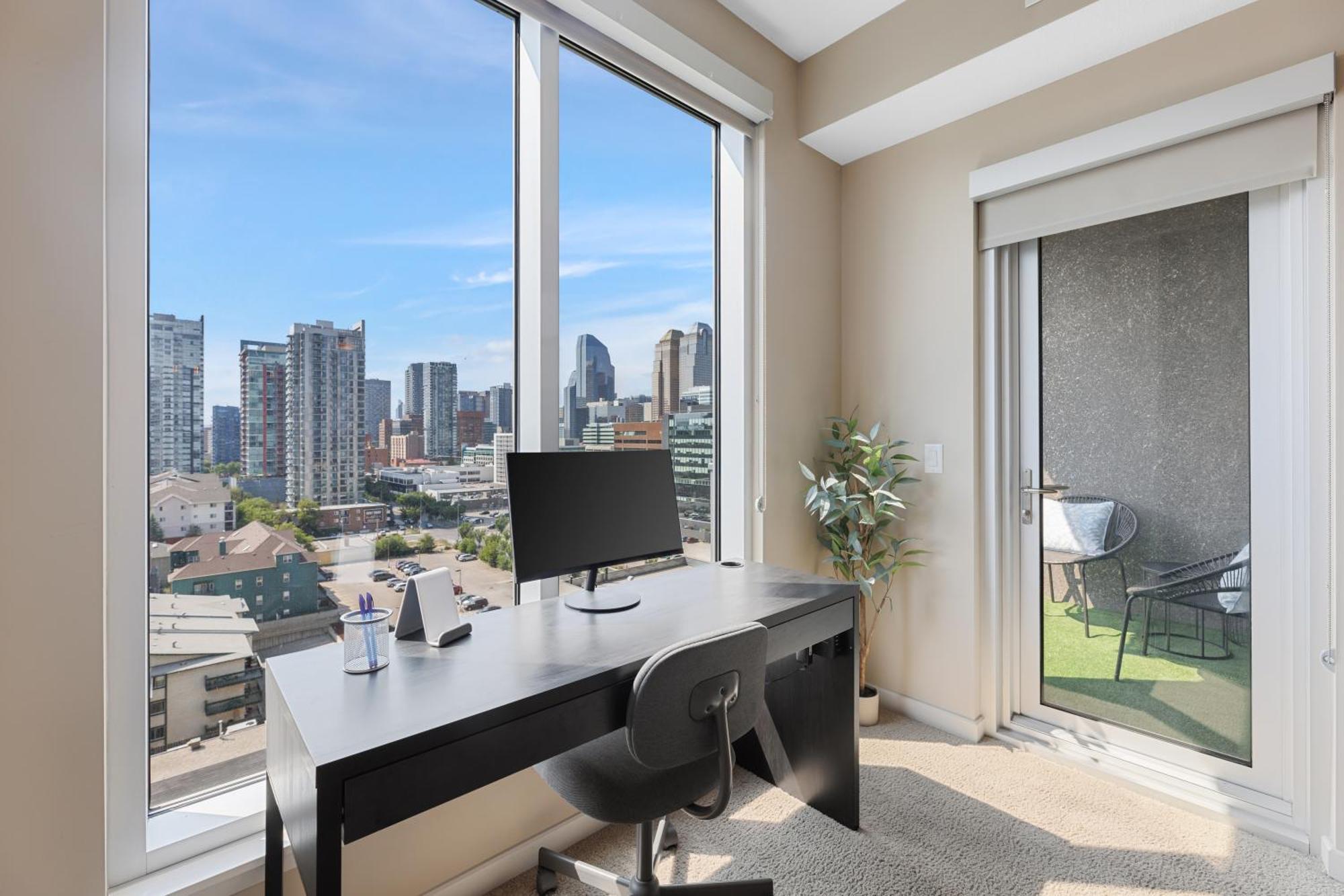 Heart Of Downtown Calgary Spacious Luxury Condo With Stunning Views And Premium Amenities Екстериор снимка